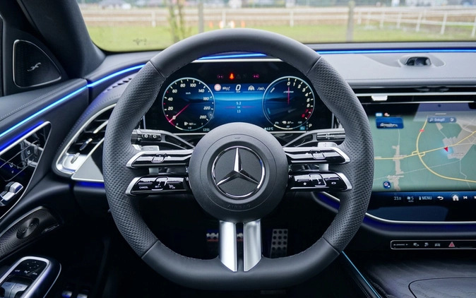 Mercedes-Benz Klasa E cena 409900 przebieg: 1, rok produkcji 2023 z Skarszewy małe 121